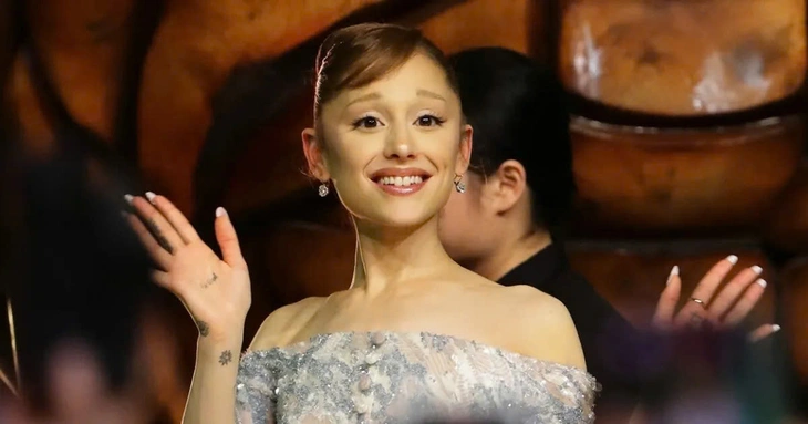 Ariana Grande - Ảnh 1.