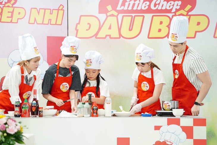 ‘Đầu Bếp Nhí’ tiếp tục khuấy động trường quay bằng năng lượng tuổi thơ- Ảnh 4. ‘Đầu Bếp Nhí’ tiếp tục khuấy động trường quay bằng năng lượng tuổi thơ- Ảnh 4.