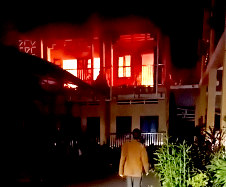 Phát hiện một thi thể sau vụ cháy ở trường mầm non ở Lào Cai - Ảnh 1.