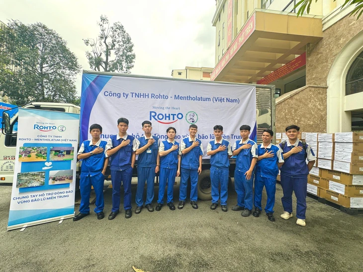 Rohto-Mentholatum - Ảnh 2.