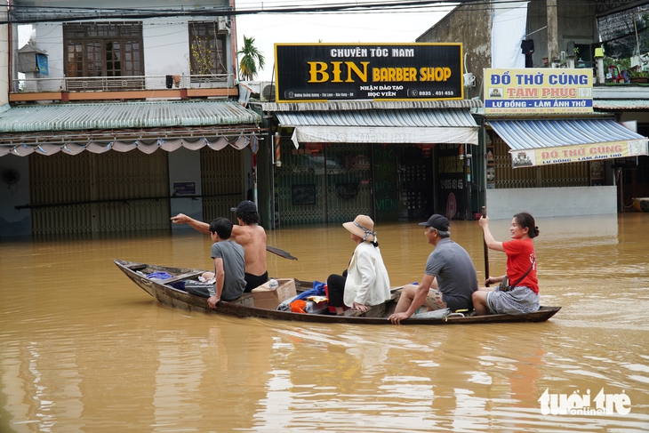 mưa lớn - Ảnh 1.