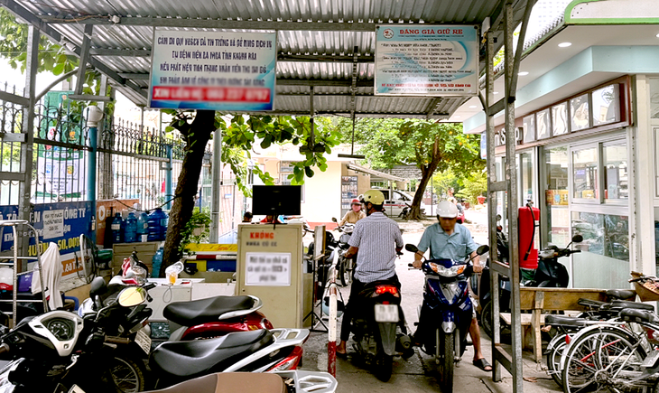 Yêu cầu kiểm tra, xử lý về phản ánh thu phí giữ xe vượt mức ở Bệnh viện Đa khoa Khánh Hòa - Ảnh 1.