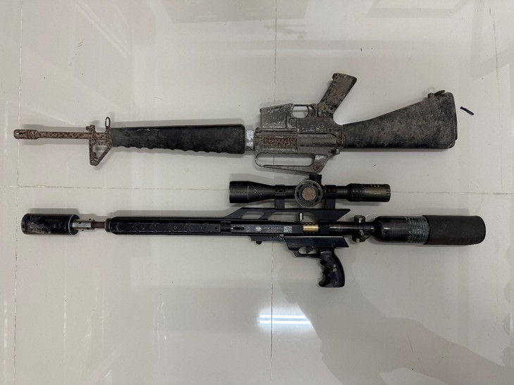 giao nộp - Ảnh 2.