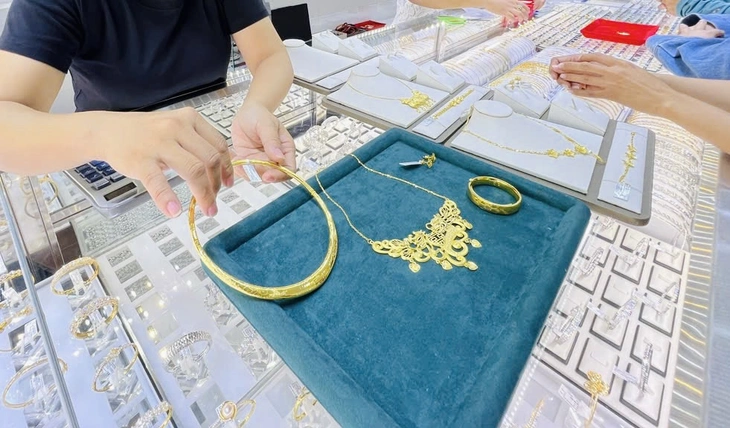 kết hôn - Ảnh 1.