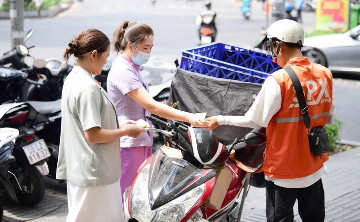 Sau loạt bê bối, người tiêu dùng hờ hững với livestream - Ảnh 2. livestream - Ảnh 2.