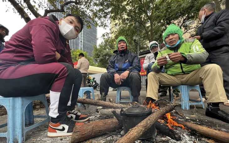 Thời tiết hôm nay 16-11:Hà Tĩnh đến Khánh Hòa mưa rất to, trong tâm Huế đến Đà Nẵng, Gia Lai - Ảnh 2.