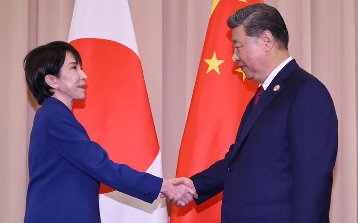 Hàng không Trung Quốc tạo điều kiện cho khách hủy chuyến tới Nhật - Ảnh 1.