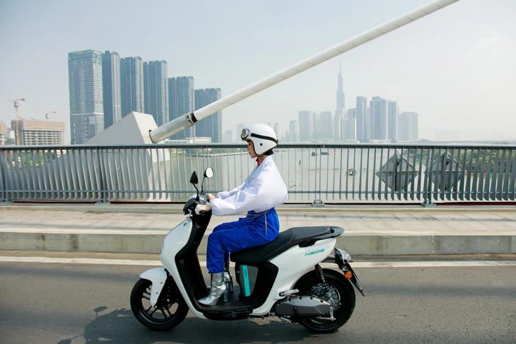 Yamaha NVX - Ảnh 12.