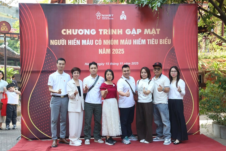 Được cứu sống nhờ 4 lít máu hiếm, người phụ nữ thành lập ‘đội máu’ cứu người - Ảnh 1. máu hiếm - Ảnh 1.