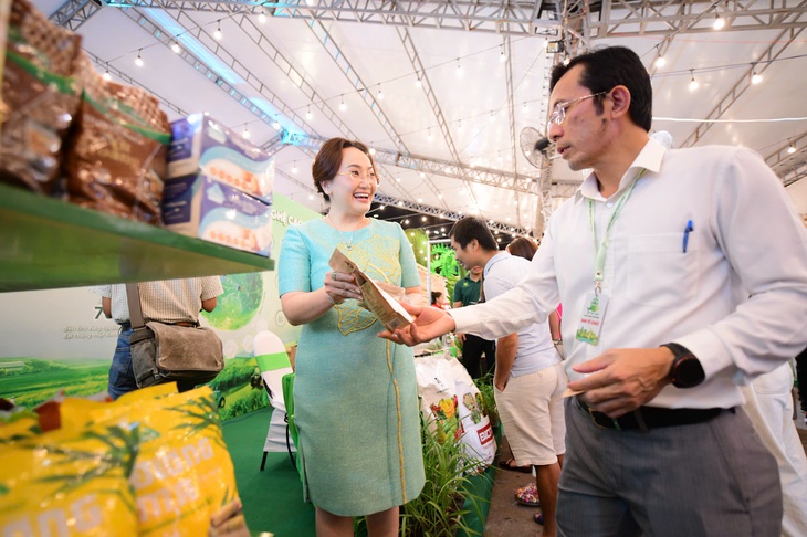 Tìm hiểu nông nghiệp xanh, thử nông sản sạch ngay giữa lòng thành phố - Ảnh 3.