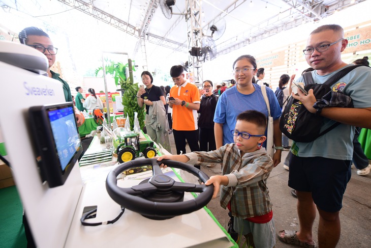 Tìm hiểu nông nghiệp xanh, thử nông sản sạch ngay giữa lòng thành phố - Ảnh 1.