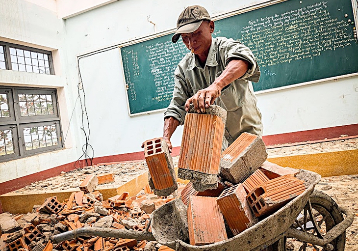 Tái thiết những ngôi làng nơi đầu sóng gió - Ảnh 3. cơn bão - Ảnh 3.