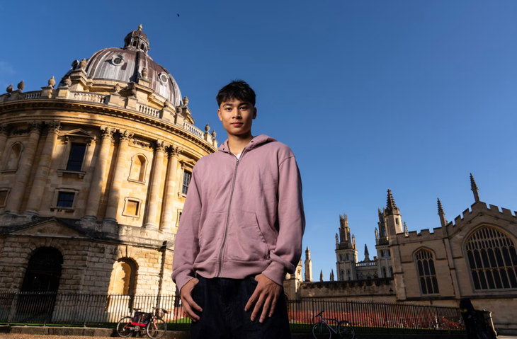 Sao trẻ Man City giải nghệ để học Đại học Oxford - Ảnh 1.