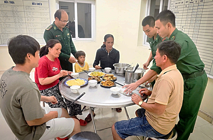 Tái thiết những ngôi làng nơi đầu sóng gió - Ảnh 5. cơn bão - Ảnh 5.