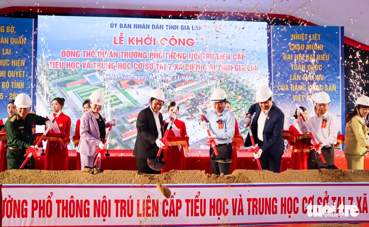 Gia Lai khởi công 7 trường học vùng biên giới - Ảnh 1. Gia Lai khởi công 7 trường học vùng biên giới - Ảnh 1.