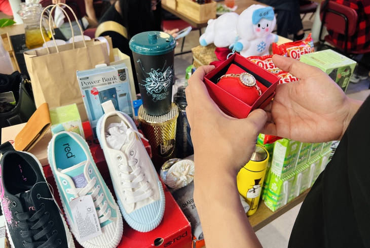 Tình yêu không cổ tích - Ảnh 3.