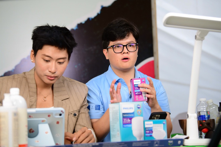 Xem livestream mua sản phẩm xanh, thân thiện môi trường- Ảnh 3. Xem livestream mua sản phẩm xanh, thân thiện môi trường - Ảnh 3.