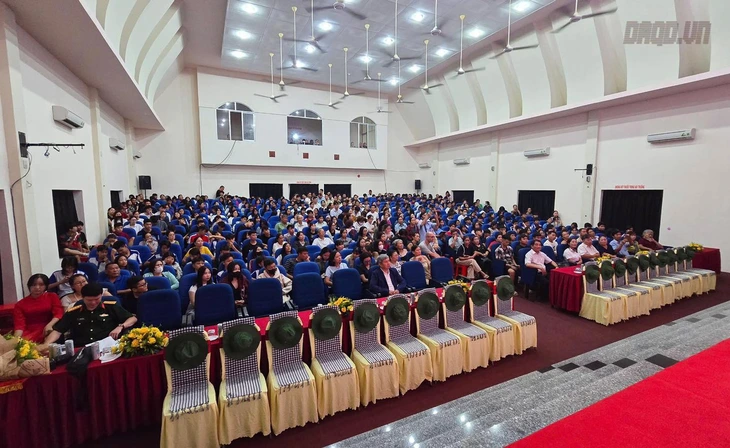 Mưa đỏ - Ảnh 3.