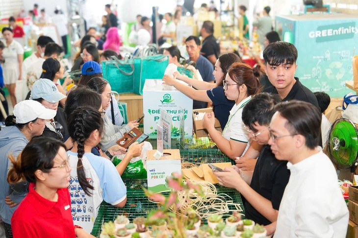 Hơn 20.000 lượt người tham dự Ngày hội Việt Nam Xanh 2025- Ảnh 2. Việt Nam Xanh - Ảnh 2.