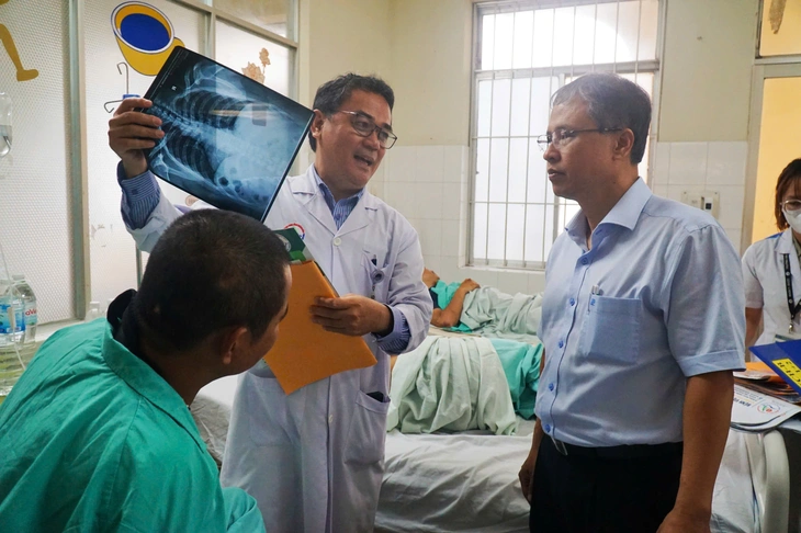 Nạn nhân vụ tai nạn xe khách do sạt lở trên đèo Khánh Lê: - Ảnh 3. khánh lê - Ảnh 5.