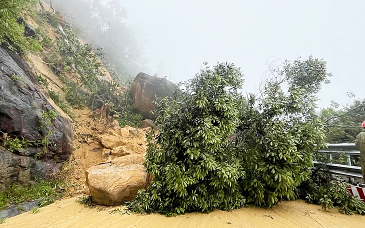 Tình hình sức khỏe các nạn nhân trong vụ sạt lở đèo Khánh Lê - Ảnh 2.