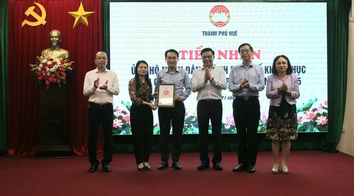 Chủ tịch Petrovietnam vào Quảng Trị và TP Huế cùng khắc phục hậu quả thiên tai - Ảnh 2.