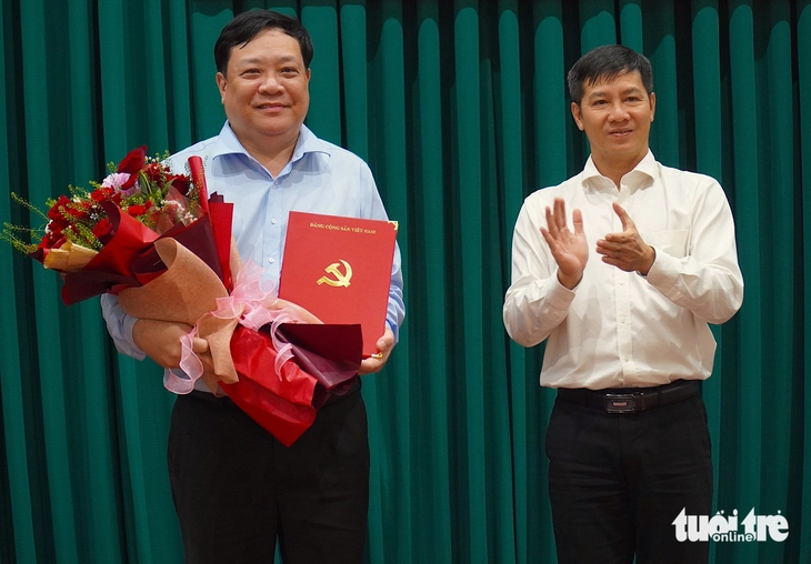 Chủ tịch tỉnh Cà Mau làm Phó bí thư tỉnh Đồng Tháp - Ảnh 1.