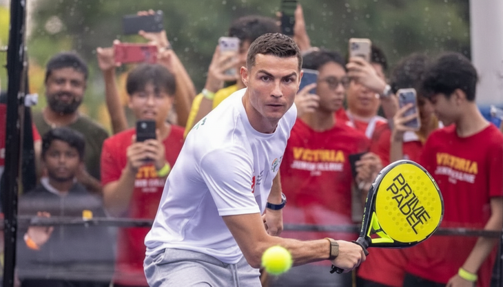 Vì sao nhiều ngôi sao chọn chơi padel thay vì pickleball? - Ảnh 1.