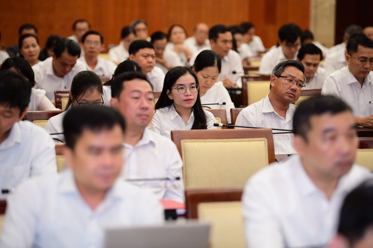 Bí thư TP.HCM Trần Lưu Quang: 'Tôi đã cho số mà chưa nhận tin nhắn phản ánh, kiến nghị từ cơ sở' - Ảnh 2.