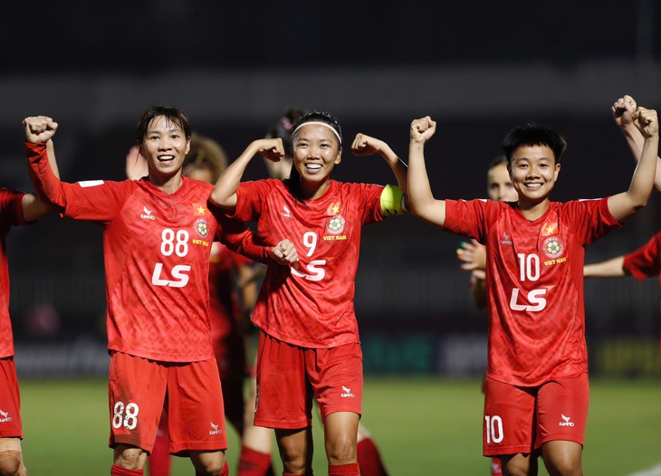 CLB nữ TP.HCM - Ảnh 1.