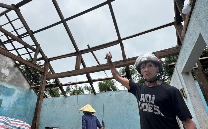 Lốc xoáy quét qua làm tốc mái 11 nhà dân tại Gia Lai- Ảnh 2.