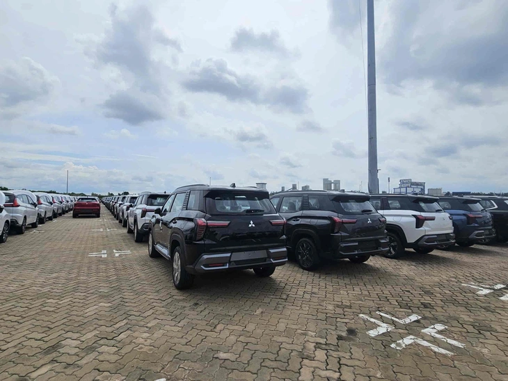 Mitsubishi Destinator chốt ra mắt Việt Nam ngày 1/12: Có thể có 2 bản, ADAS, đấu CX-5 bằng 3 hàng ghế như Santa Fe- Ảnh 6. Mitsubishi Destinator - Ảnh 6.