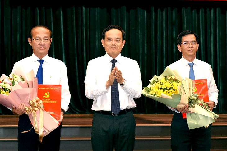 Hai ủy viên Ban Thường vụ Thành ủy TP.HCM làm Chủ nhiệm Ủy ban Kiểm tra và Bí thư phường Vũng Tàu - Ảnh 1.