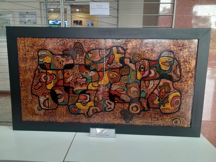 Đến Đại học Quốc gia TP.HCM, xem triển lãm sơn mài Tương Bình Hiệp - Ảnh 13.