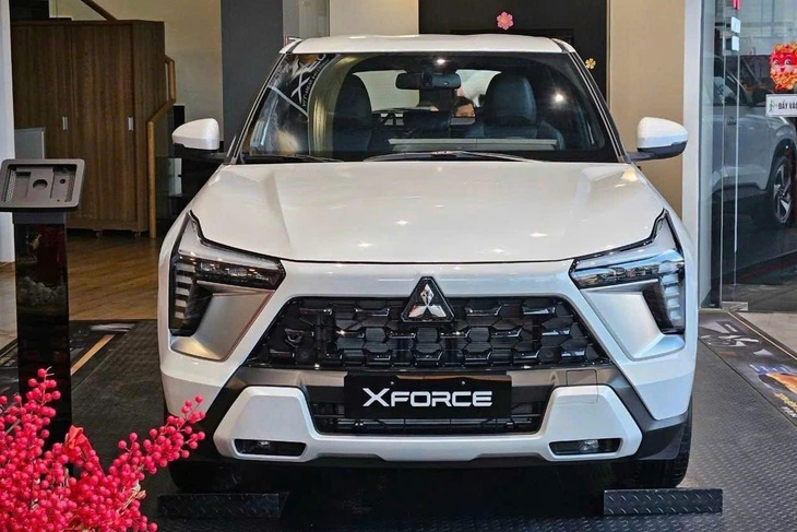 Xe xăng bán chạy nhất Việt Nam tháng 10: Top 2 đều của thương hiệu này!- Ảnh 6. Mitsubishi - Ảnh 6.