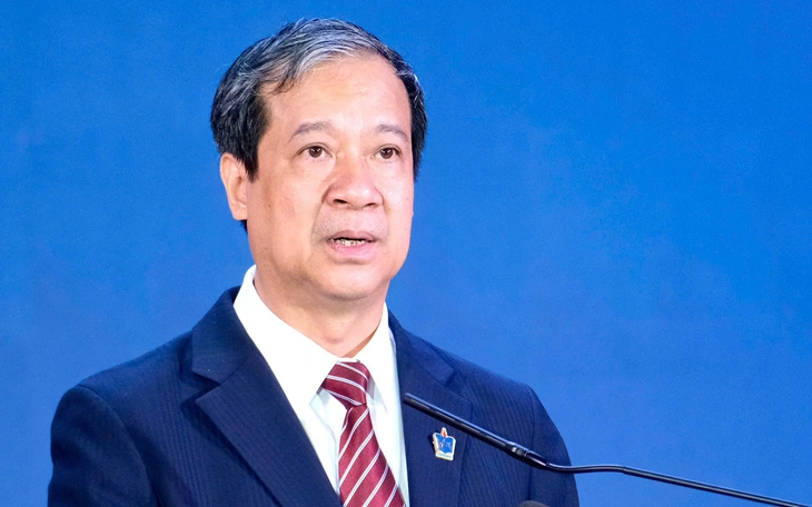 Chính phủ phản hồi đề nghị xem xét yêu cầu tốt nghiệp THPT mới được học đại học - Ảnh 2.