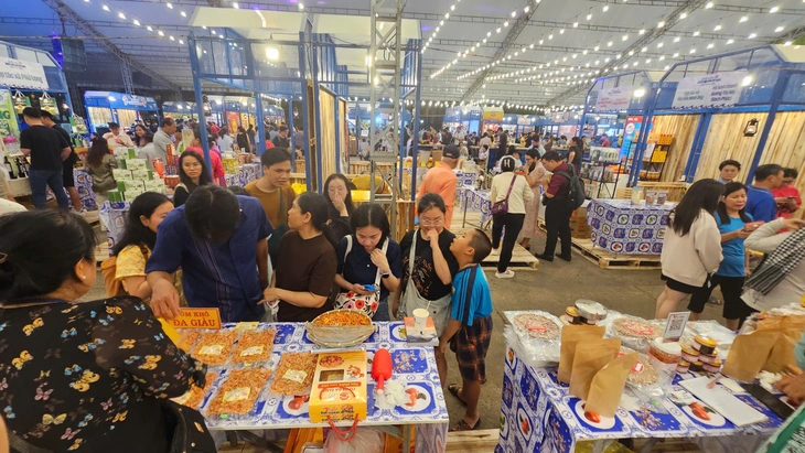 cua cà mau - Ảnh 4.