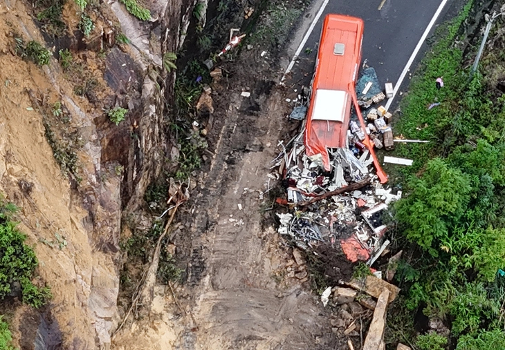 sạt lở - Ảnh 1.