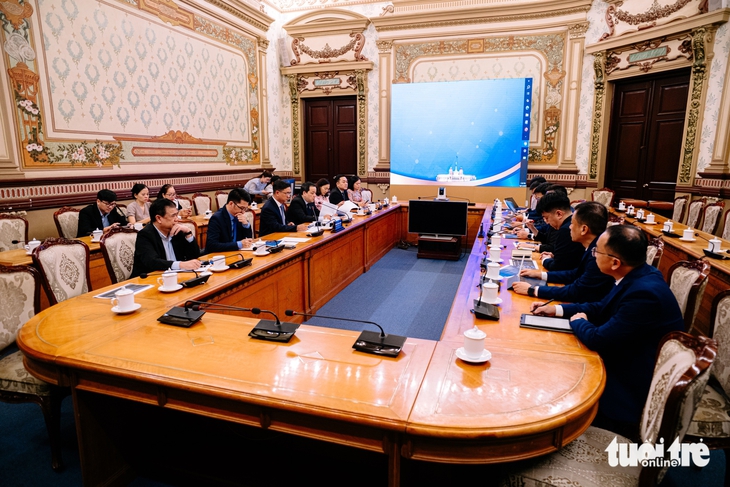 TP.HCM cam kết hỗ trợ BOE triển khai dự án giai đoạn 2 tại Khu công nghiệp Phú Mỹ 3 - Ảnh 1.