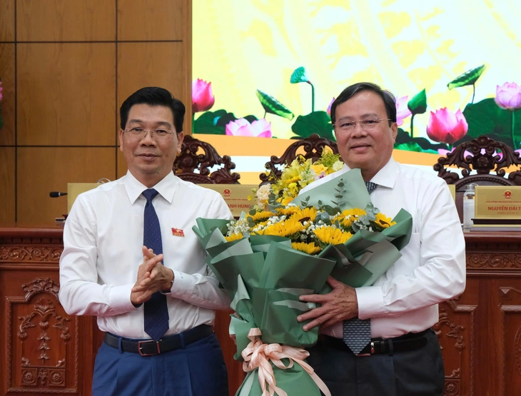 Ông Lê Văn Hẳn được bầu làm Chủ tịch UBND tỉnh Tây Ninh - Ảnh 2.