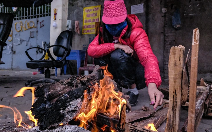 Thời tiết hôm nay 19-11: Bắc Bộ rét căm căm, Trung Bộ mưa dầm - Ảnh 2.