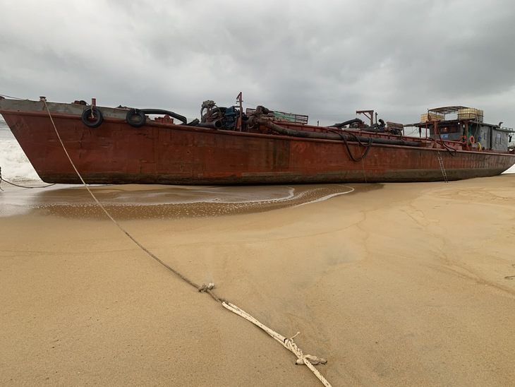 tàu sắt - Ảnh 3.