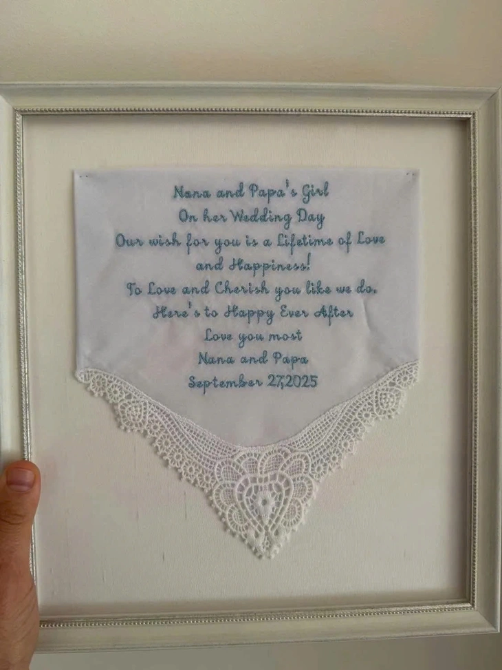 Selena Gomez - Ảnh 3.