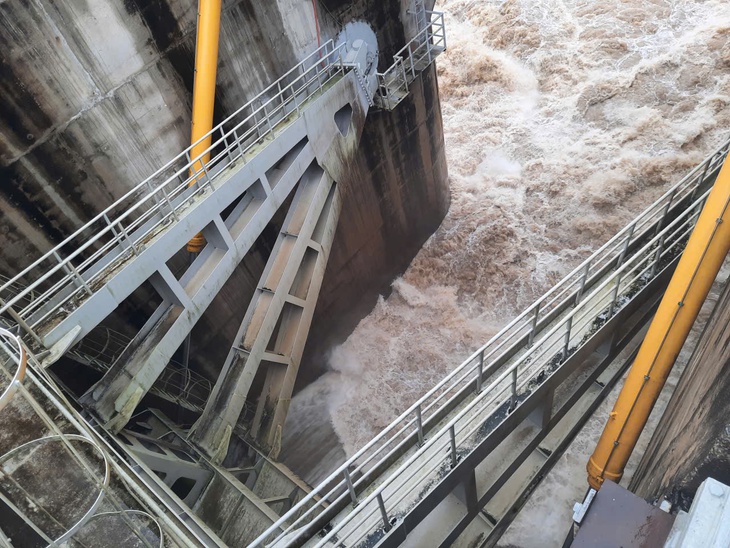 sông Ba Hạ - Ảnh 1.