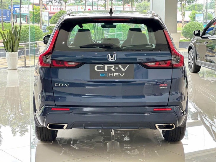 Sắp chuyển sang lắp ráp, Honda CR-V e:HEV RS nhập Thái 'kênh' tới 70 triệu đồng tại đại lý- Ảnh 3. Honda CR-V - Ảnh 2.