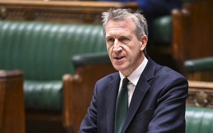 Trung Quốc phản ứng gắt trước cáo buộc gài gián điệp của Anh - Ảnh 3.