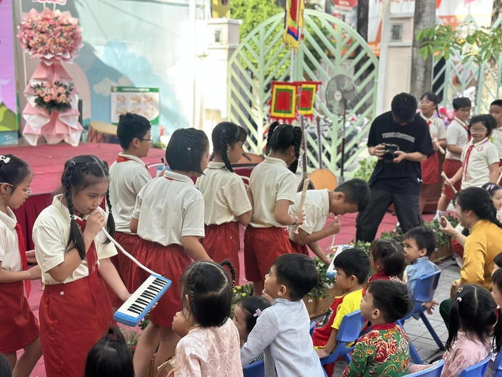 trường chất lượng cao - Ảnh 2.