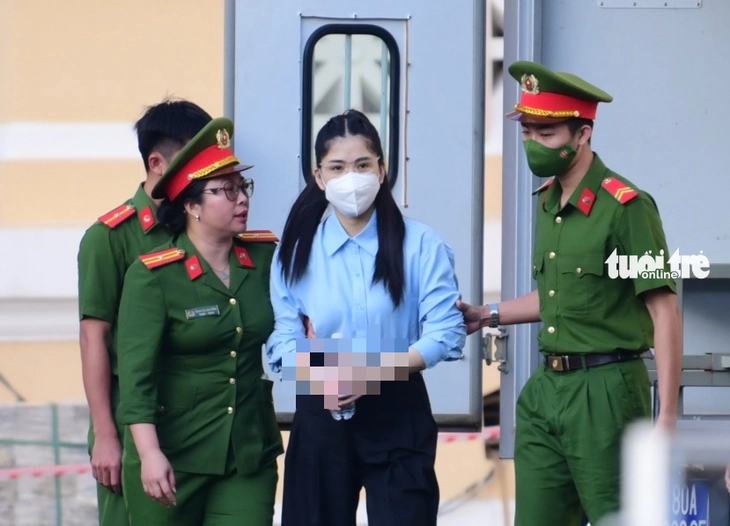 Thùy Tiên - Ảnh 3.