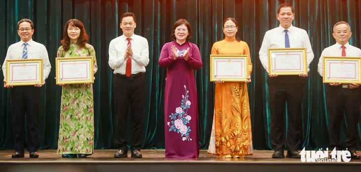 TP.HCM tuyên dương 221 điển hình dân vận khéo - Ảnh 1.