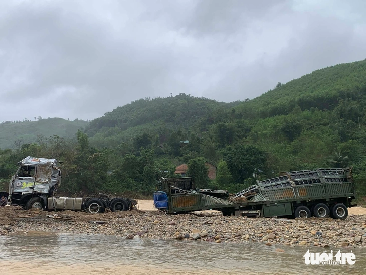 lũ cuốn - Ảnh 2.